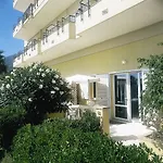 Apart-hotel Sole 4*
