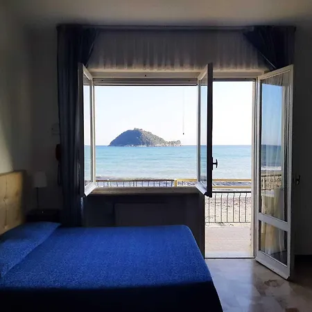 Sole 4* Αλμπένγκα