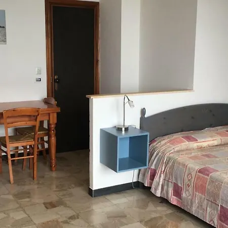 Sole Aparthotel 4*