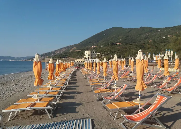 Lägenhetshotell Sole Albenga